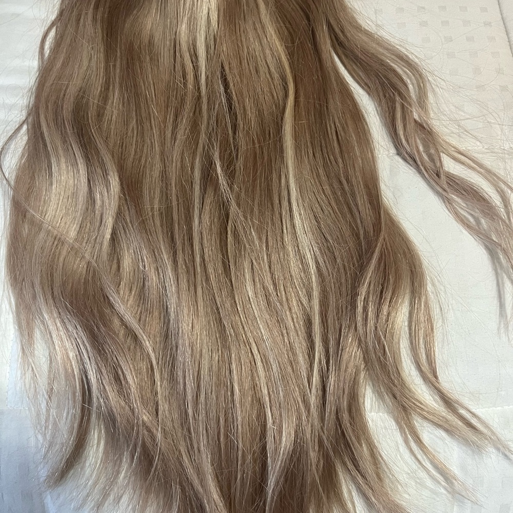 Hidden Crown 16” color 882